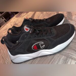 Men’s Champion Black and White Athletic Sneakers size 8M